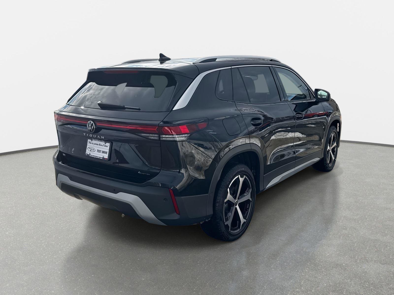 New 2026 Volkswagen Tiguan SE image 5