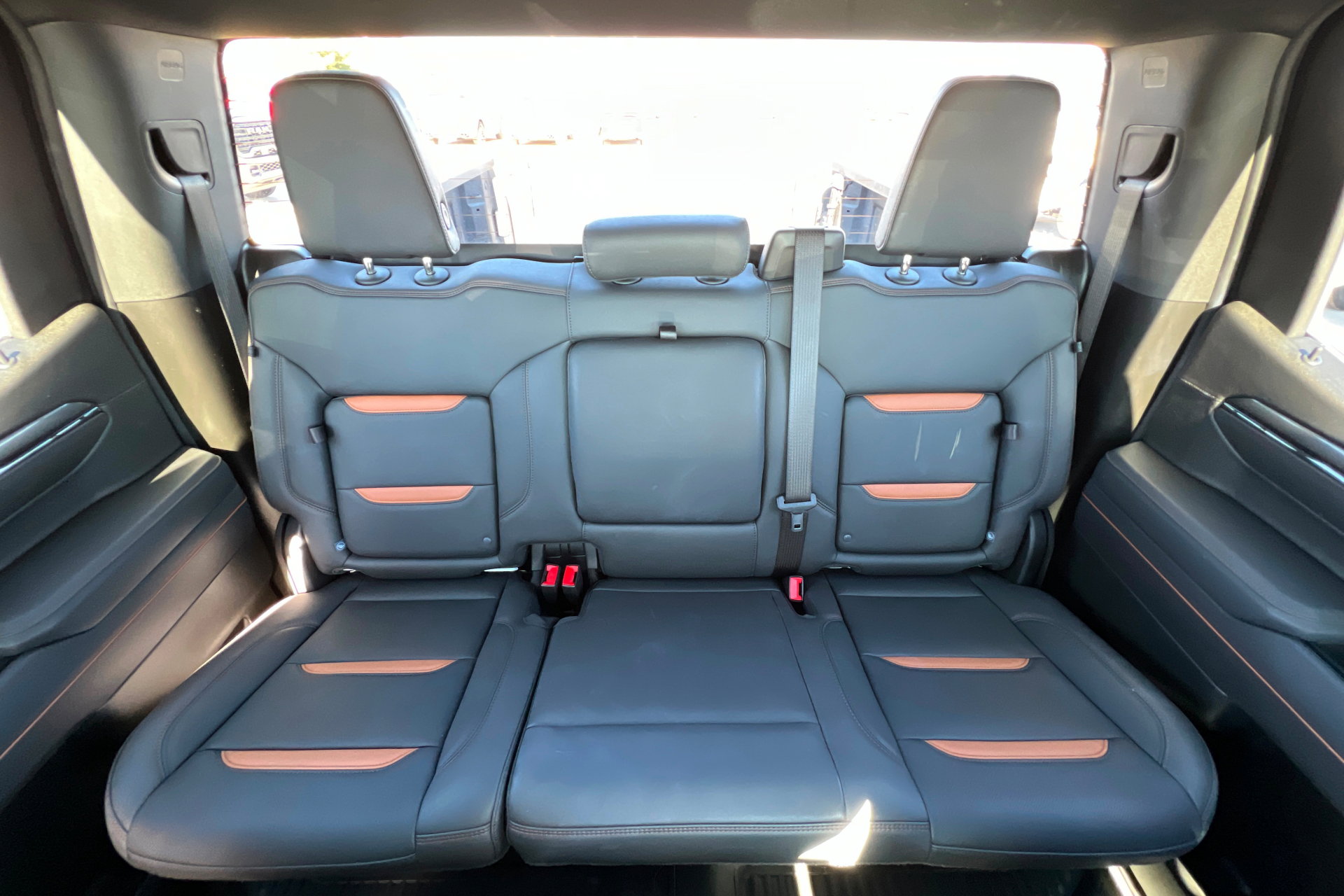 Certified 2025 GMC Sierra 1500 AT4 image 25