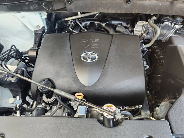 Used 2019 Toyota Highlander Limited Platinum AWD/4WD image 35