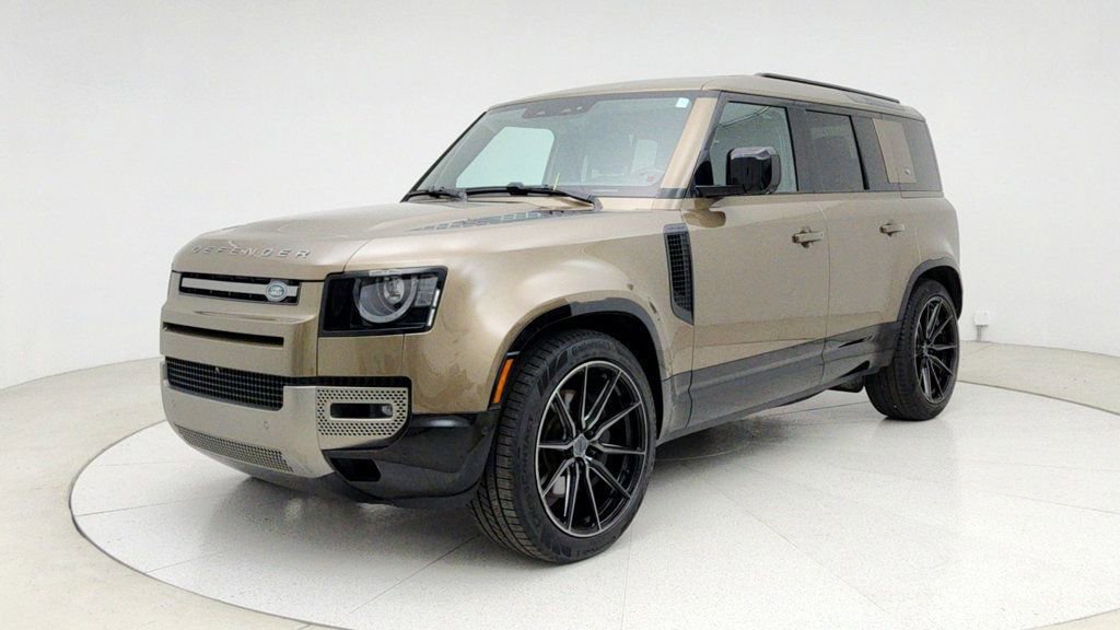 Used 2024 Land Rover Defender 110 X-Dynamic SE image 1