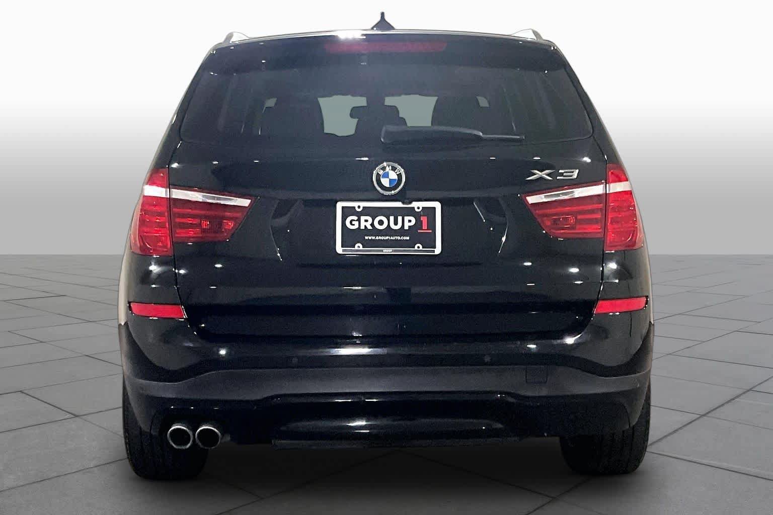 Used 2017 BMW X3 xDrive28i AWD/4WD image 4