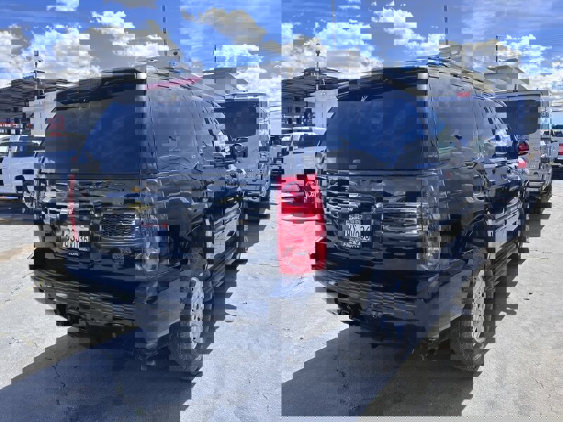 Used 2007 GMC Yukon SLT w/ SLT Preferred Equipment Group image 7