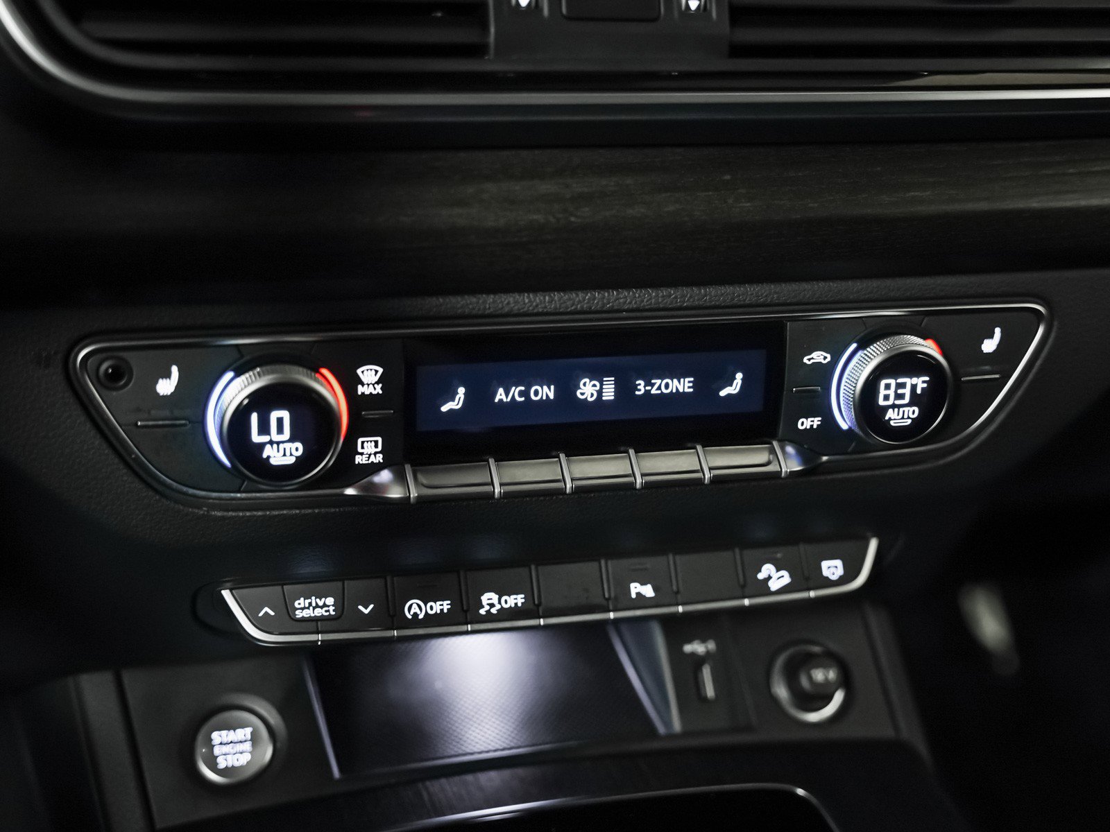 Used 2023 Audi Q5 Premium w/ Convenience Package image 19