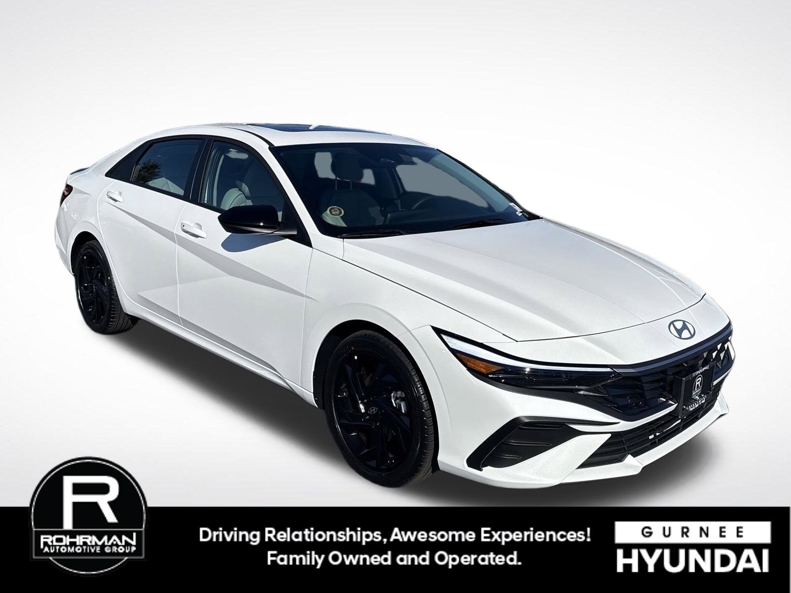 New 2026 Hyundai Elantra SEL Sport FWD image 2