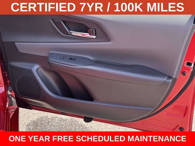Used 2024 Toyota Prius XLE FWD image 8