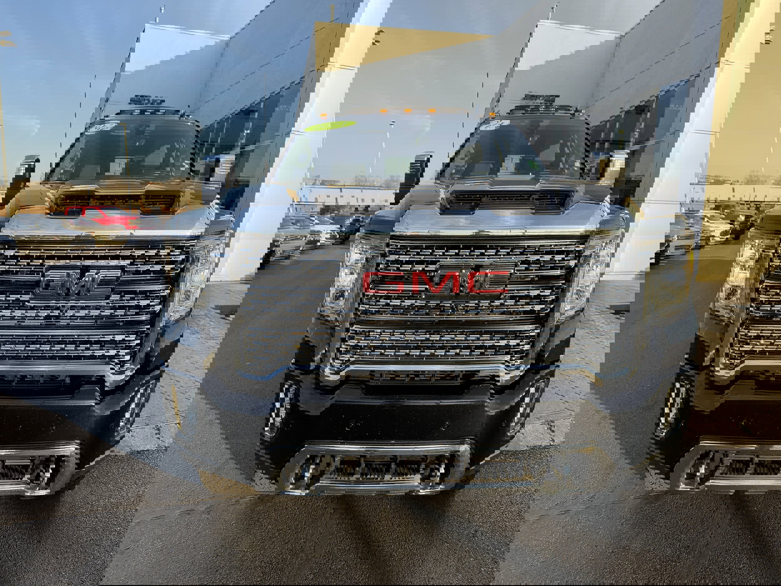 Used 2021 GMC Sierra 2500 Denali w/ Denali Ultimate Package image 9