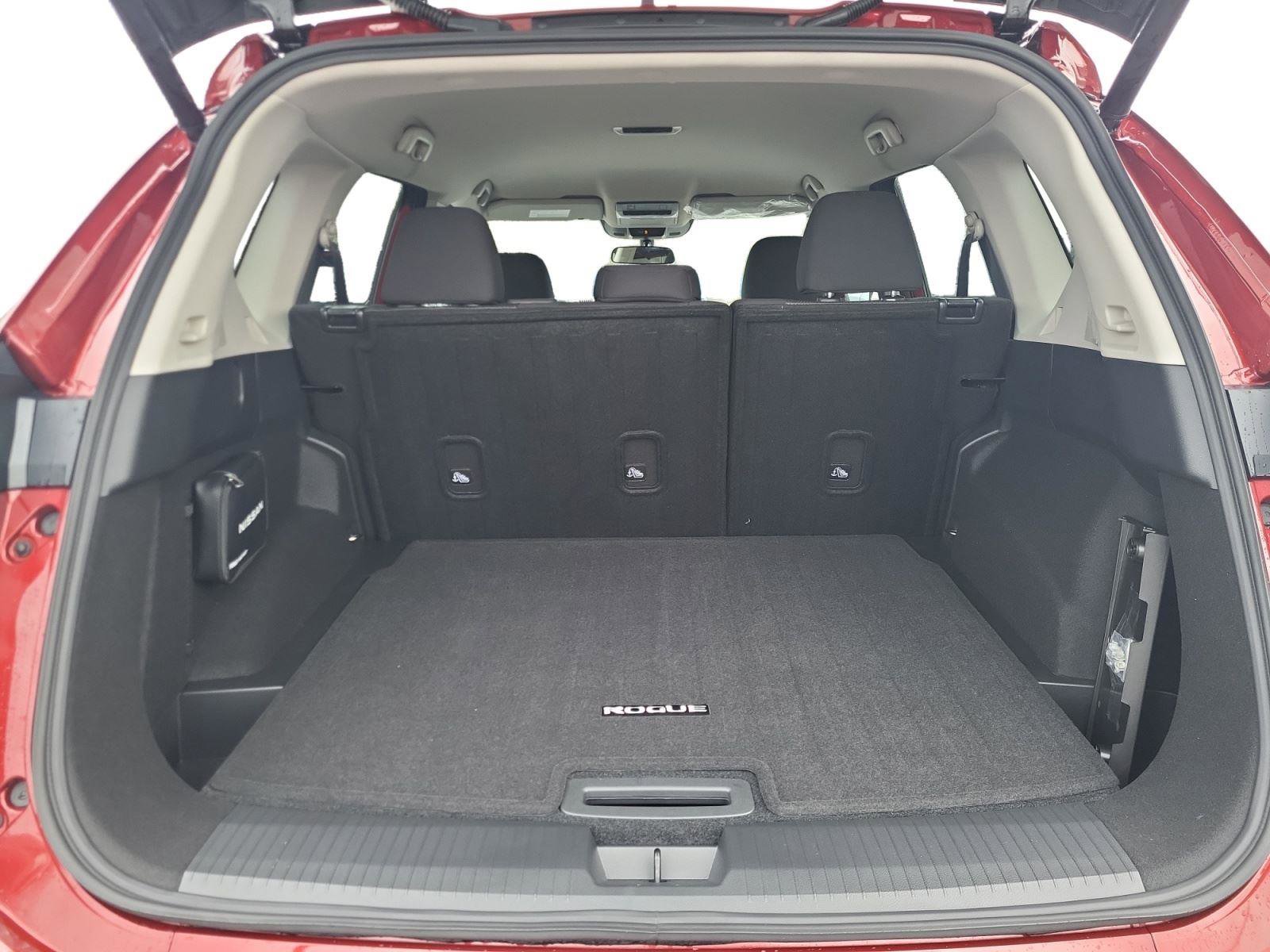 New 2026 Nissan Rogue SV w/ Cold Weather Package image 21