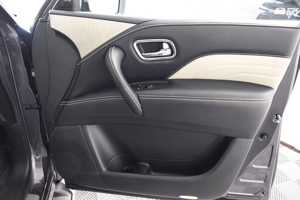 Used 2019 INFINITI QX80 4WD image 18