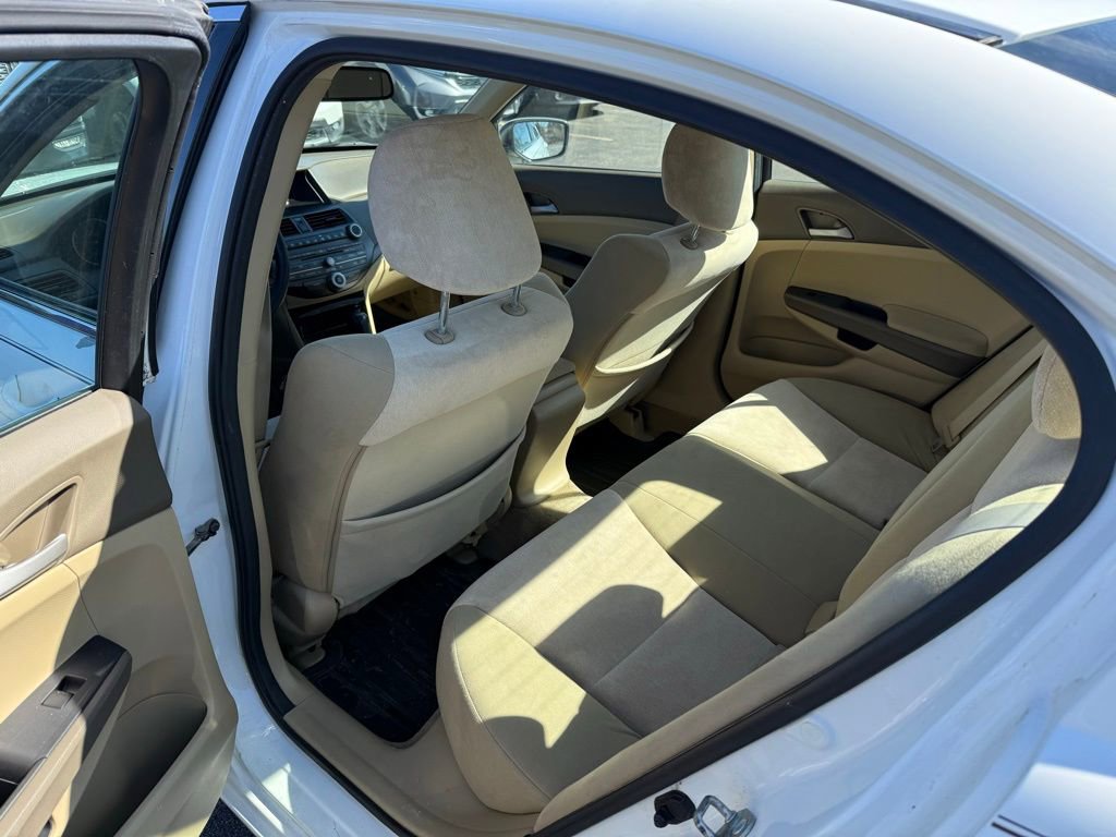 Used 2010 Honda Accord LX image 6