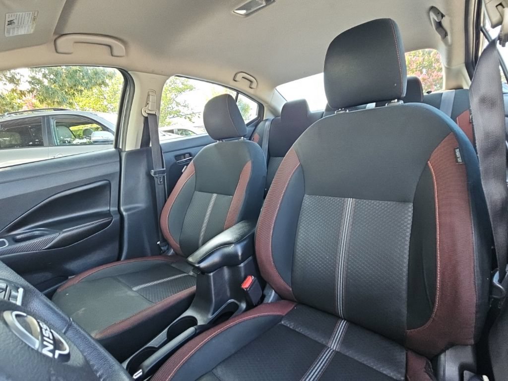 Used 2024 Nissan Versa SR FWD image 22