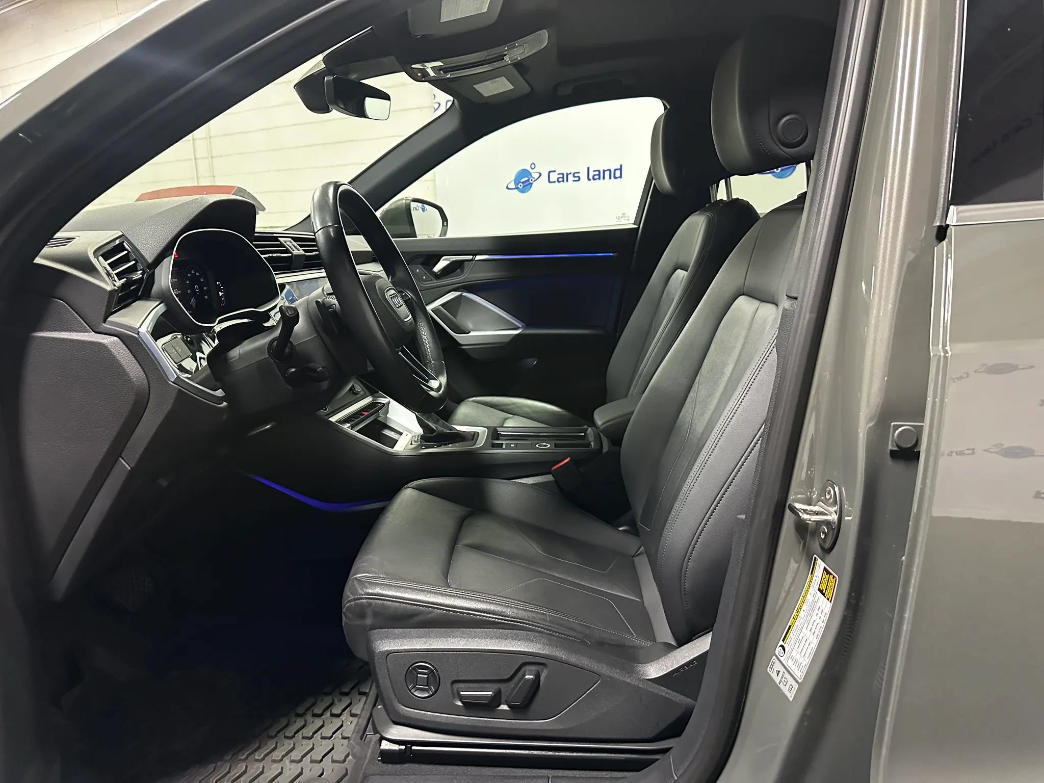 Used 2022 Audi Q3 2.0T Premium Plus AWD/4WD image 10
