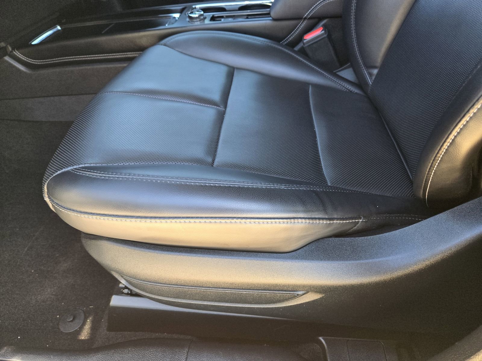 Used 2022 Lincoln Corsair FWD image 28