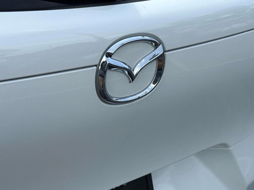 Certified 2025 MAZDA CX-30 AWD 2.5 S w/ Preferred Package image 6