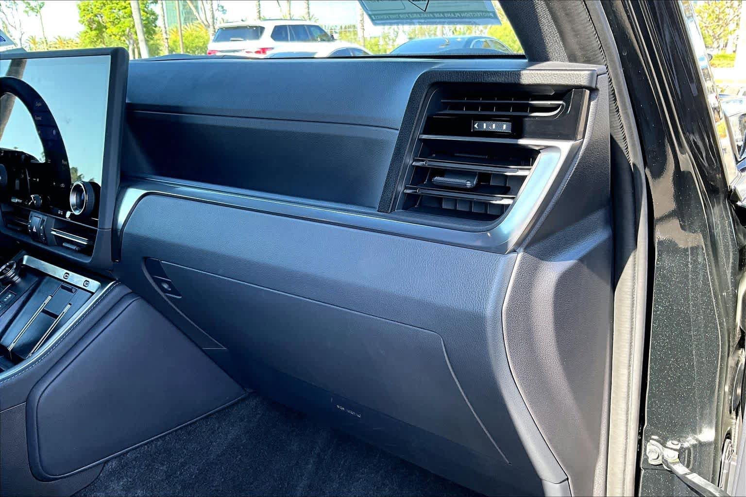 Used 2024 Lexus GX 550 w/ Accessory Package (Z1) AWD/4WD image 17