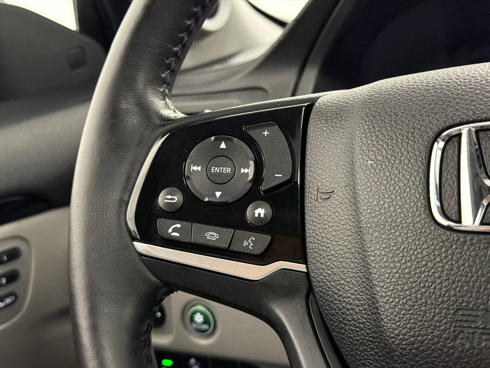 Used 2019 Honda Pilot Touring image 20