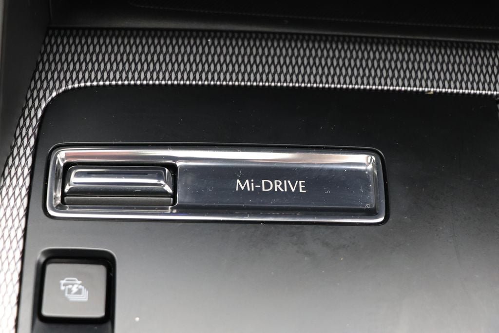 Used 2025 MAZDA CX-70 Plug-In Hybrid w/ Premium Plus AWD/4WD image 28