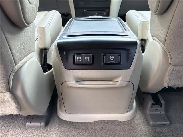 Used 2020 Toyota Sienna XLE Premium w/ Protection Package FWD image 25