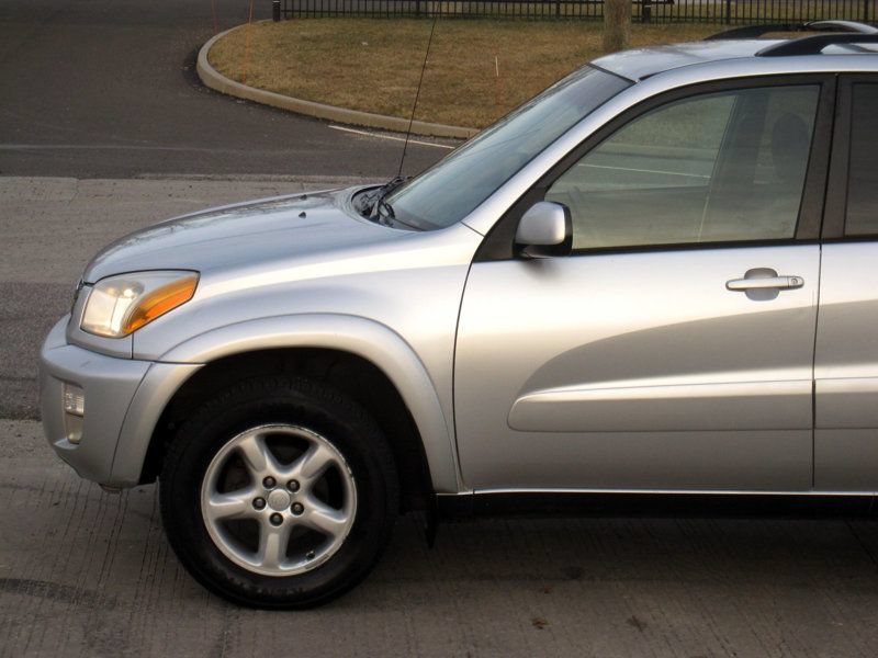 Used 2003 Toyota RAV4 4WD image 8