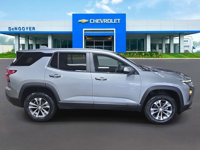 New 2026 Chevrolet Equinox LT w/ LPO, Floor Liner Package image 5