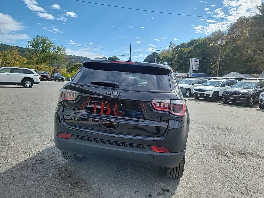 New 2026 Jeep Compass Limited image 4