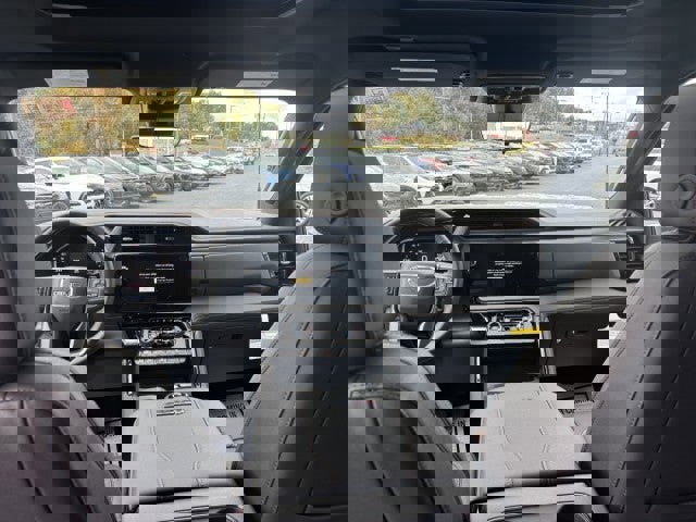 New 2026 GMC Sierra 2500 AT4 w/ AT4 Premium Plus Package image 39