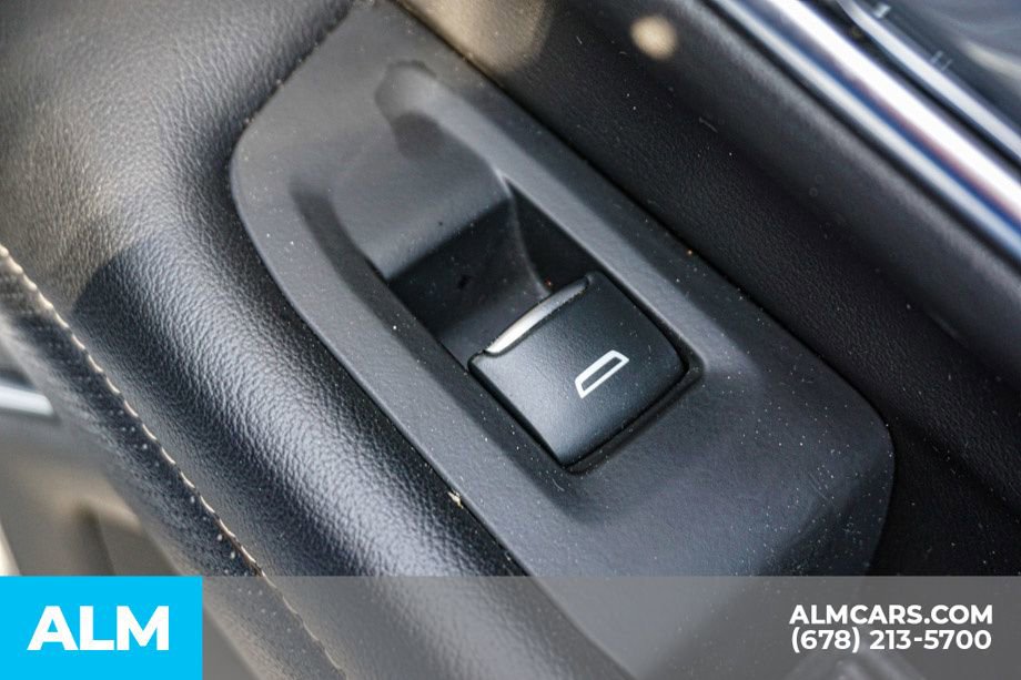 Used 2024 Chevrolet Suburban Premier RWD image 61