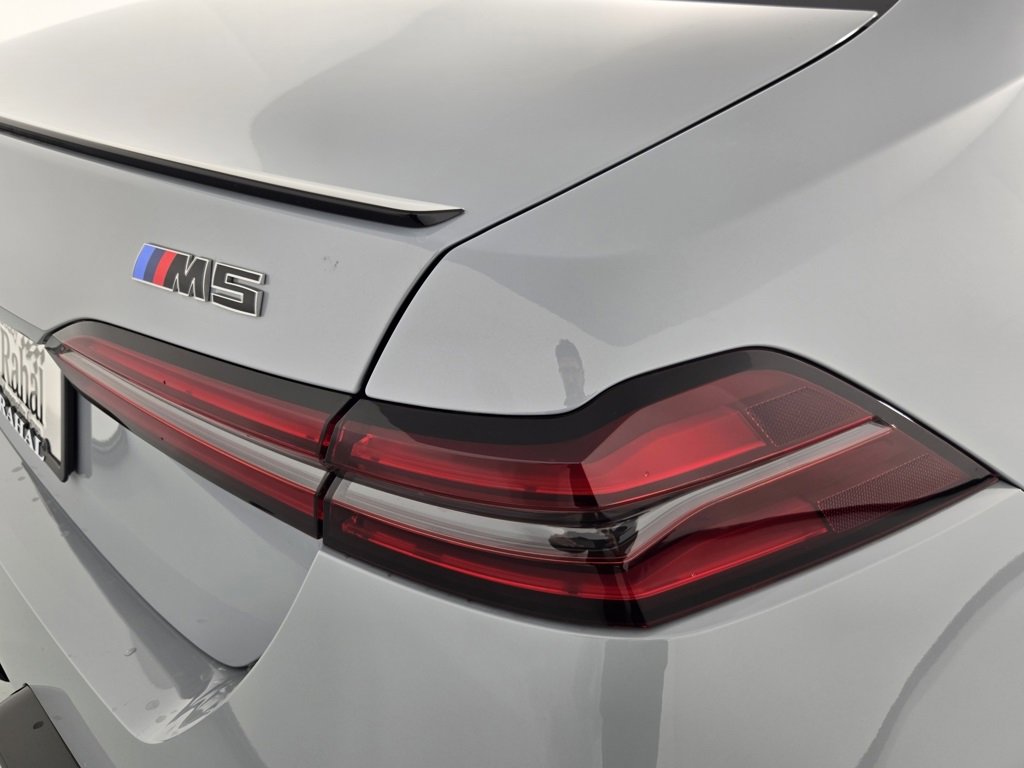 New 2026 BMW M5 w/ Executive Package image 9