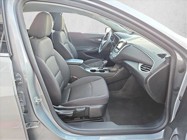 Used 2024 Chevrolet Malibu LT image 20