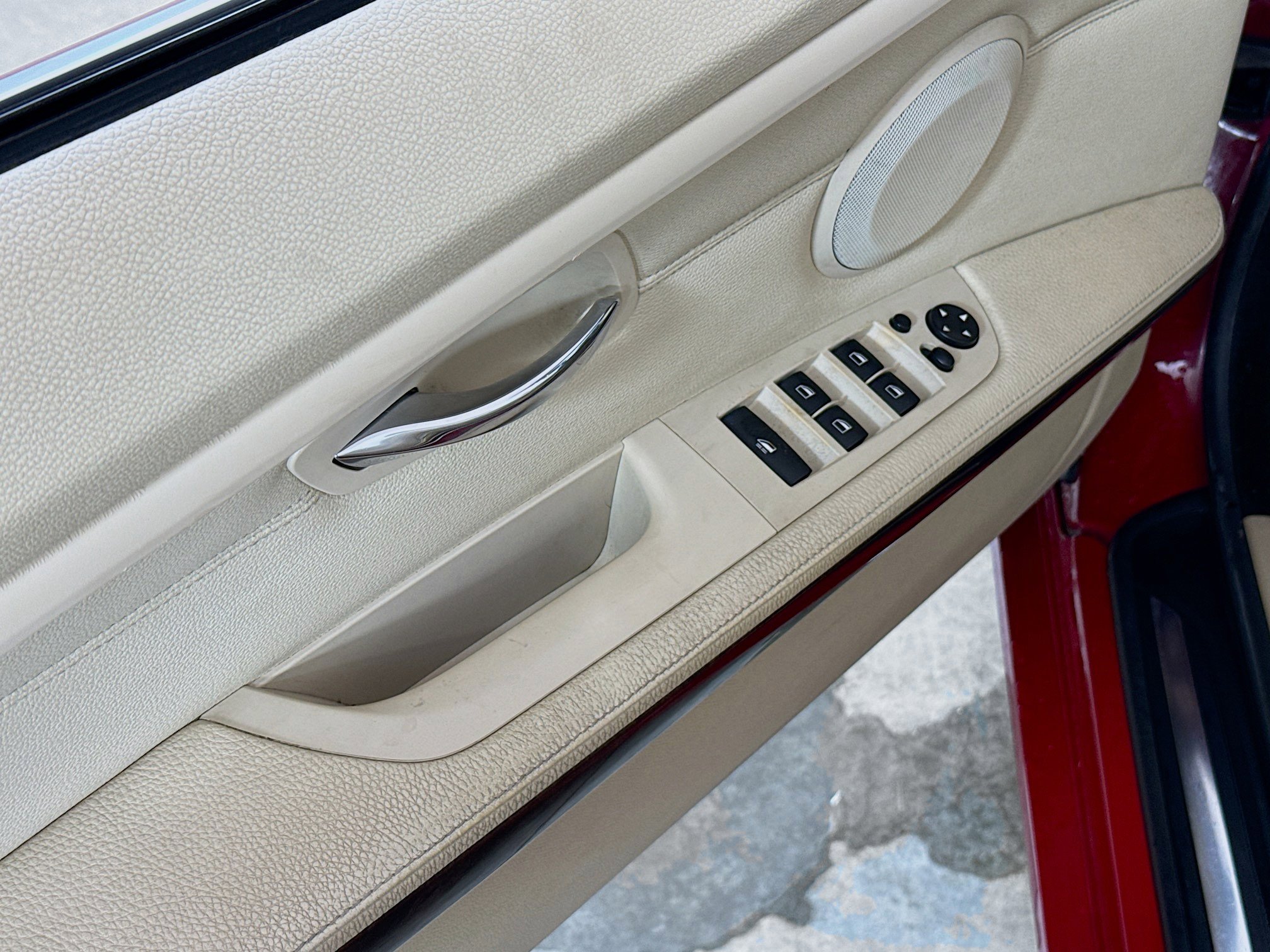 Used 2009 BMW 335i Convertible image 18