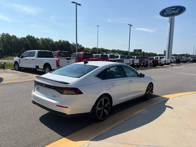 Used 2025 Honda Accord Sport image 5