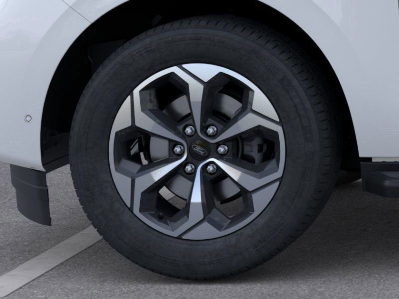 New 2026 Ford Expedition Active image 19