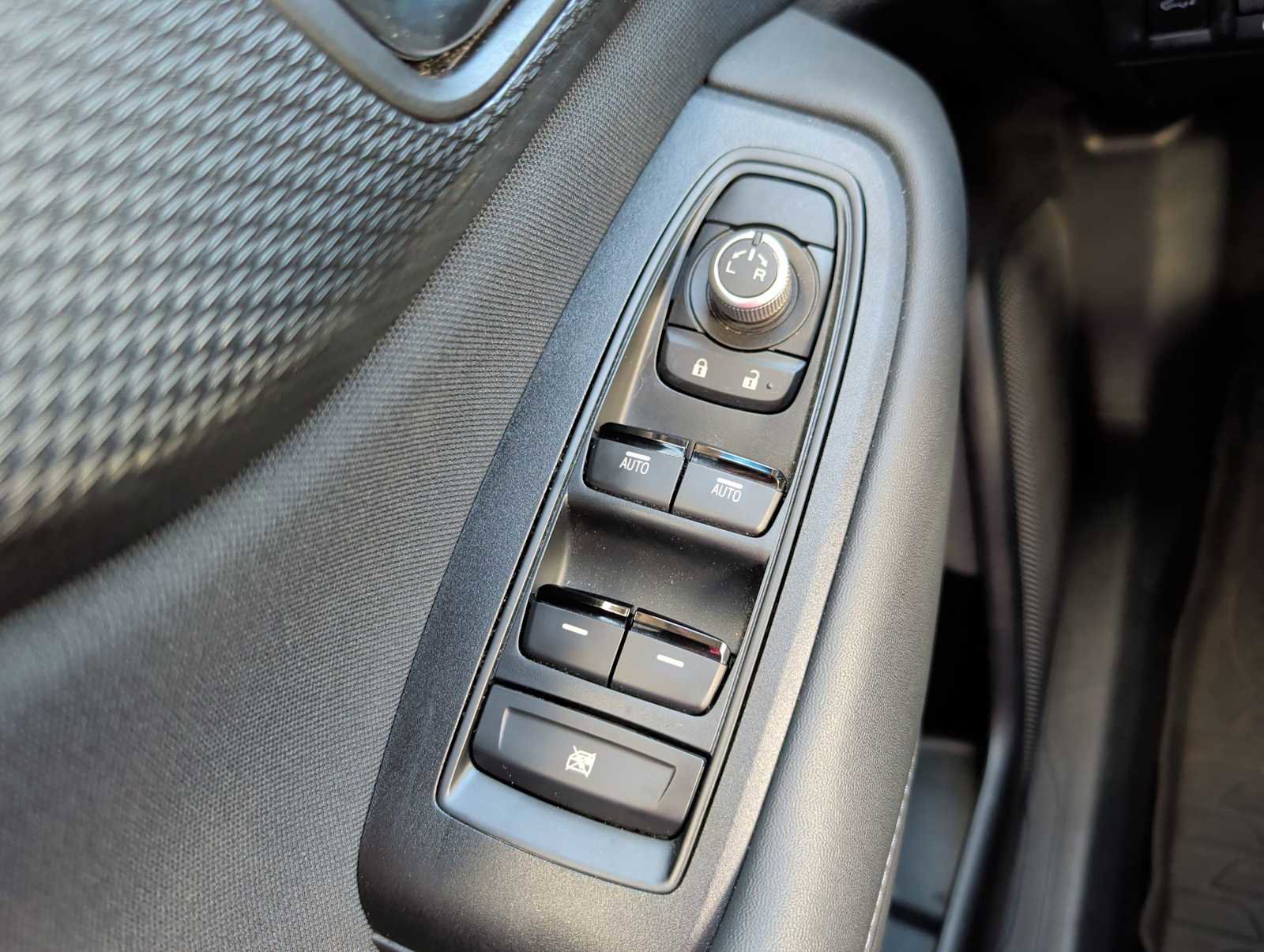 Used 2022 Subaru Outback Premium image 23