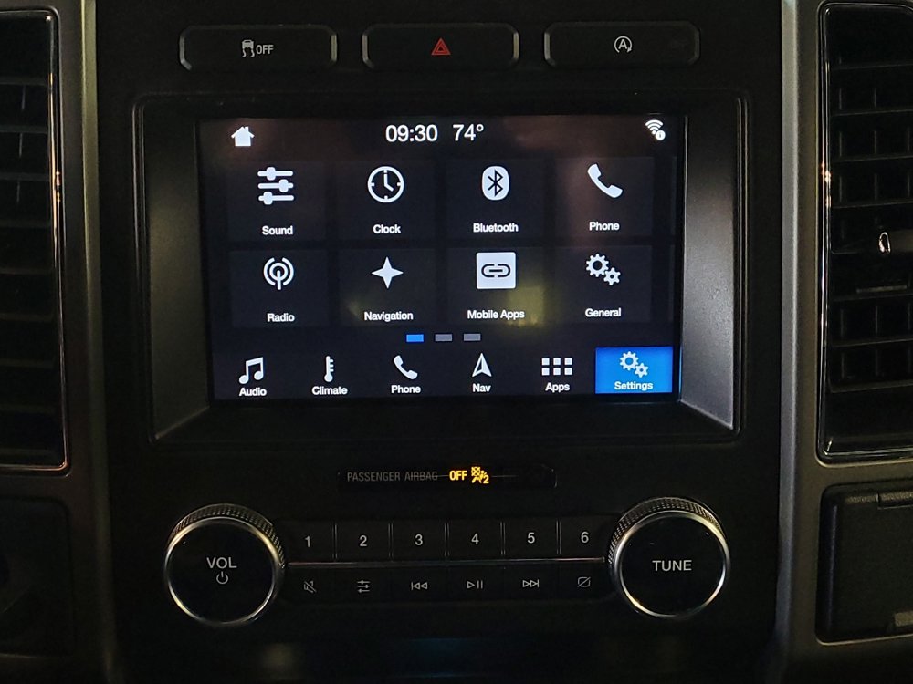 Used 2019 Ford Expedition Max XLT w/ Equipment Group 202A RWD image 25