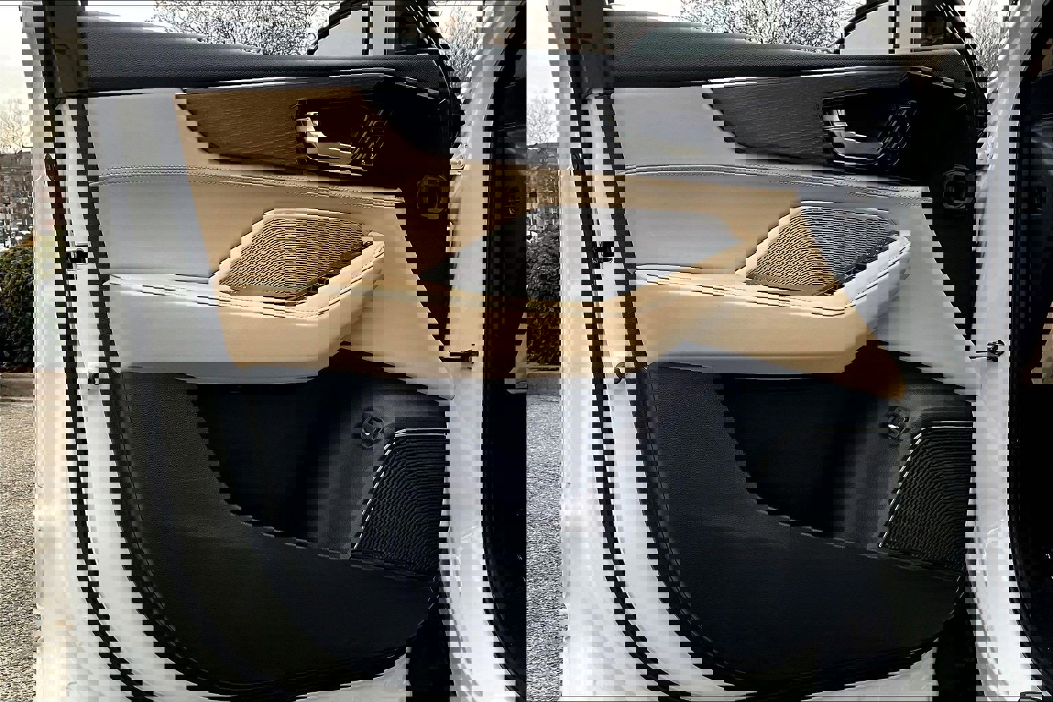 Used 2024 Acura MDX SH-AWD w/ Advance Package image 18