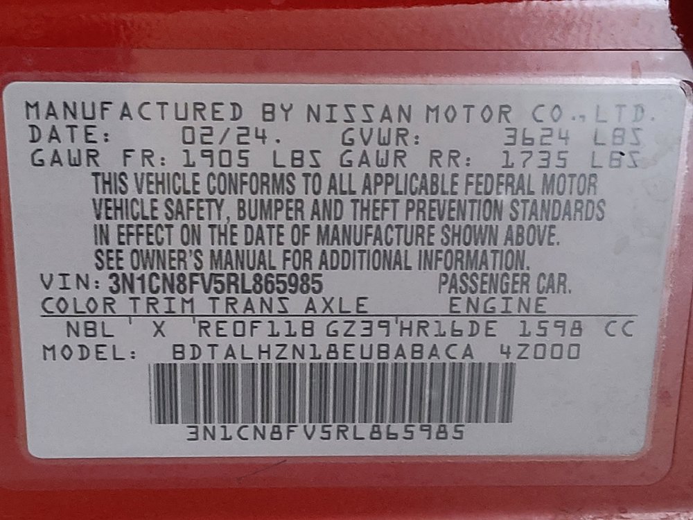 Used 2024 Nissan Versa SR w/ Trunk Package FWD image 33