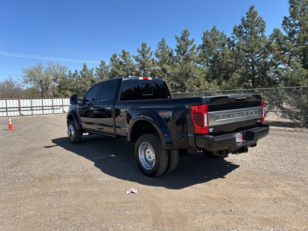 Used 2022 Ford F450 Platinum w/ FX4 Off-Road Package image 4