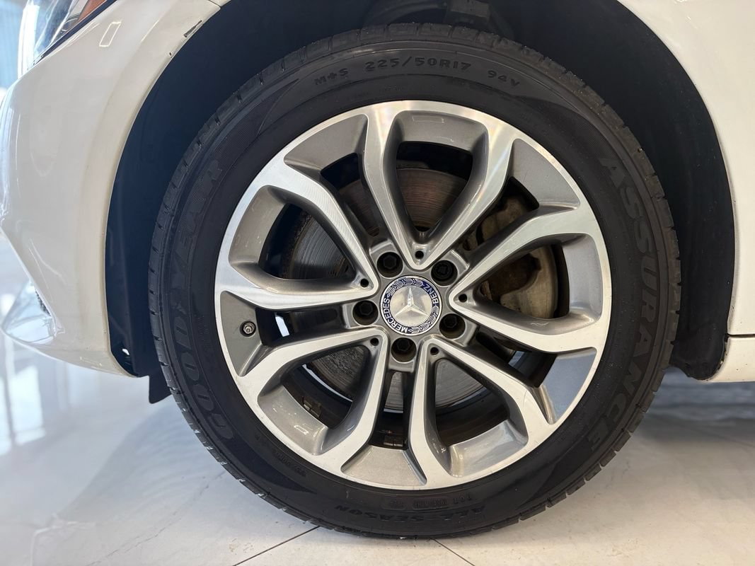 Used 2016 Mercedes-Benz C 300 4MATIC Sedan image 37