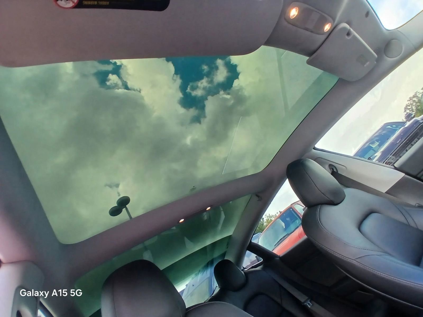 Used 2018 Tesla Model 3 Long Range AWD/4WD image 19