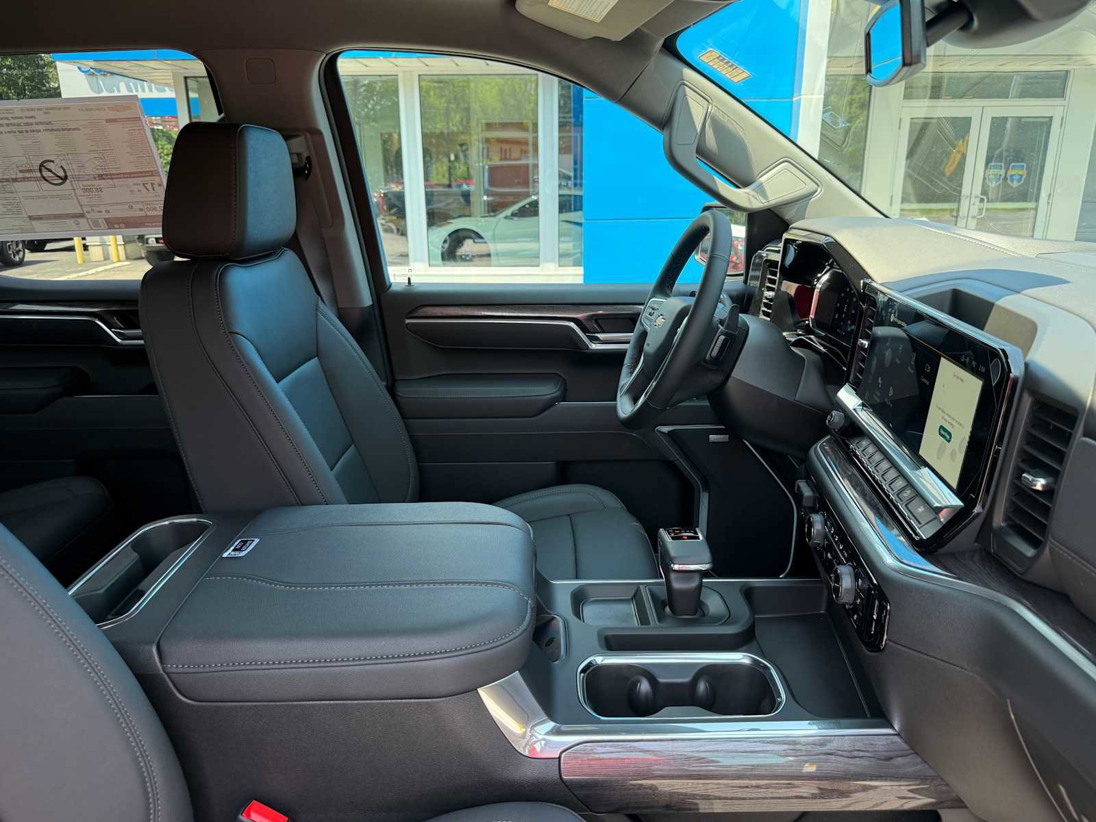 New 2026 Chevrolet Silverado 1500 LTZ w/ Z71 Off-Road Package image 45