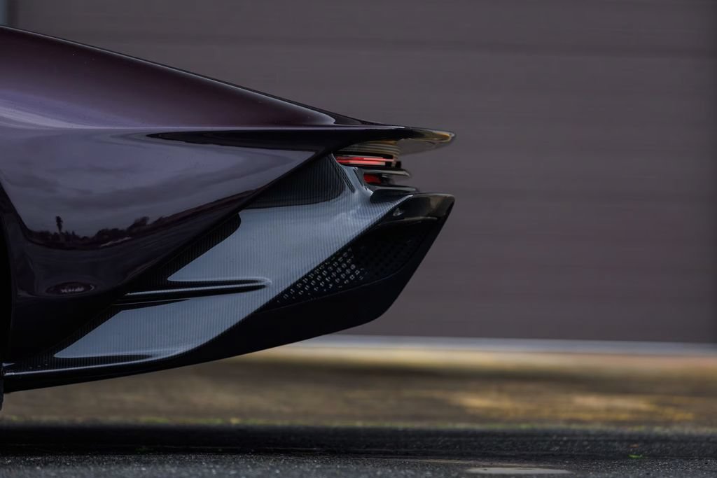 Used 2020 McLaren Speedtail RWD image 27