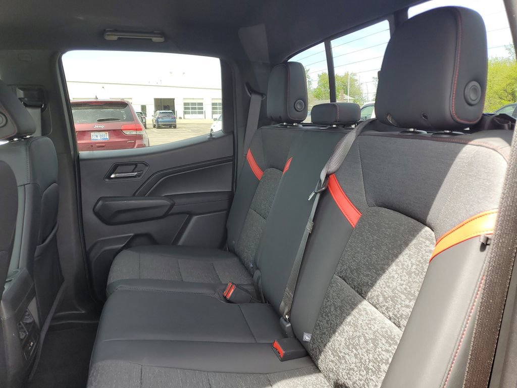 Used 2023 Chevrolet Colorado Z71 w/ Z71 Convenience Package 2 AWD/4WD image 28