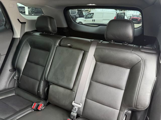 Used 2022 GMC Terrain SLT w/ Tech Package image 29