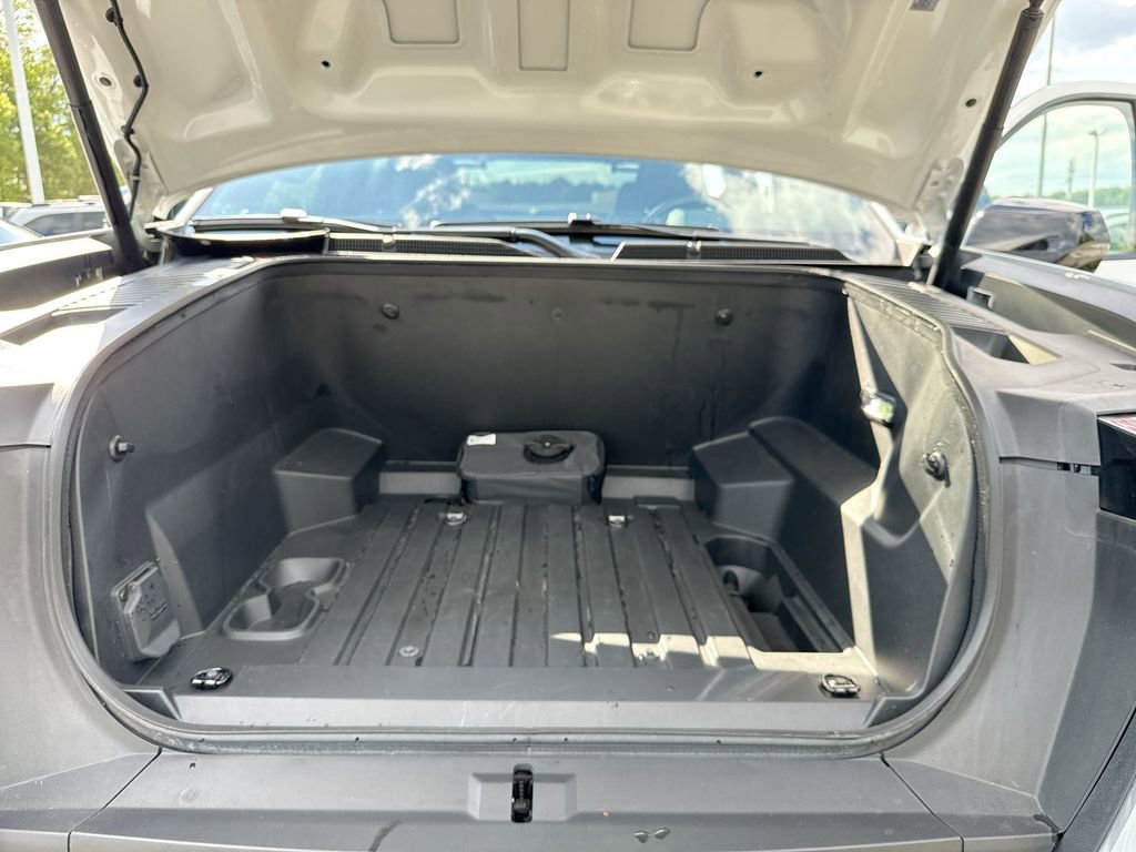 Used 2025 GMC Sierra EV Denali AWD/4WD image 18
