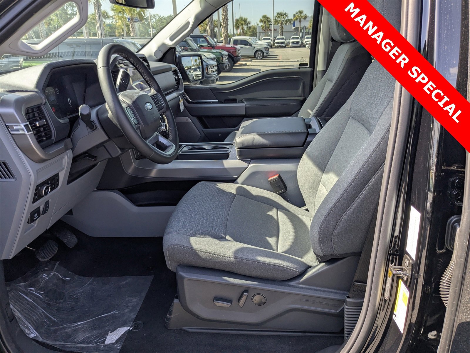 New 2025 Ford F150 XLT w/ Equipment Group 303A High image 2