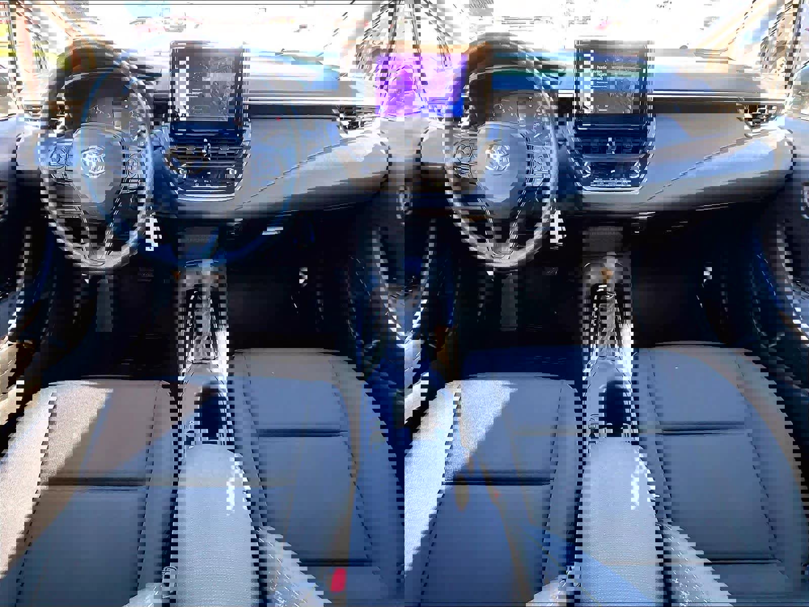 Used 2023 Toyota Corolla LE image 21