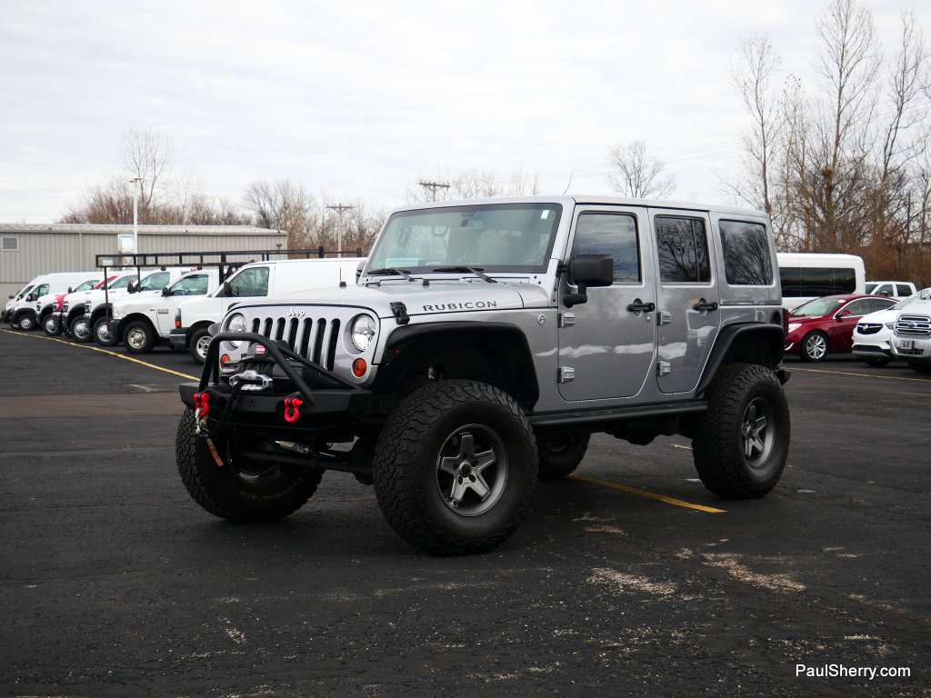 Used 2013 Jeep Wrangler Unlimited Rubicon w/ Connectivity Group image 7