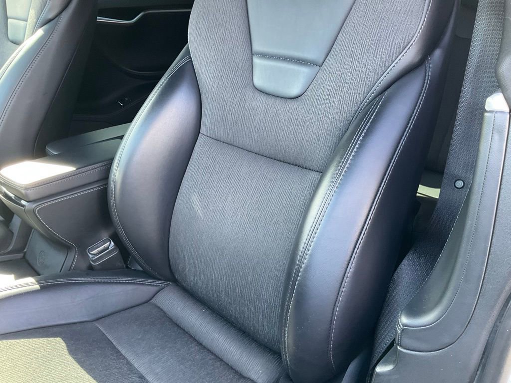 Used 2017 Tesla Model S 75 RWD image 17