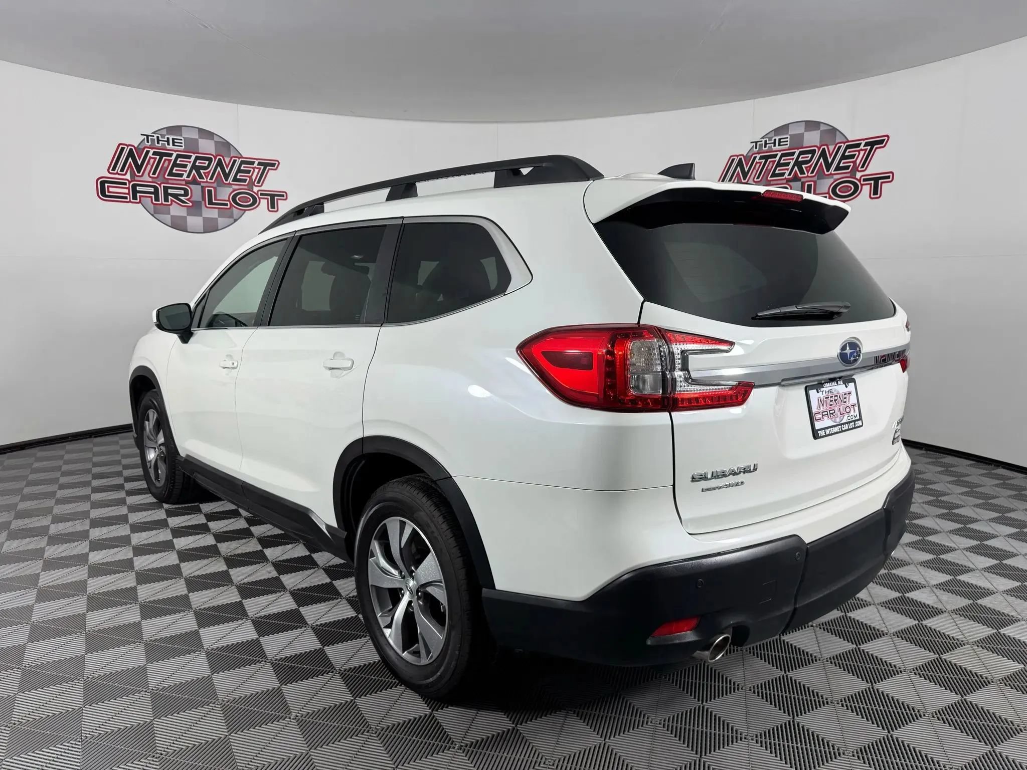 Used 2025 Subaru Ascent Premium AWD/4WD image 5