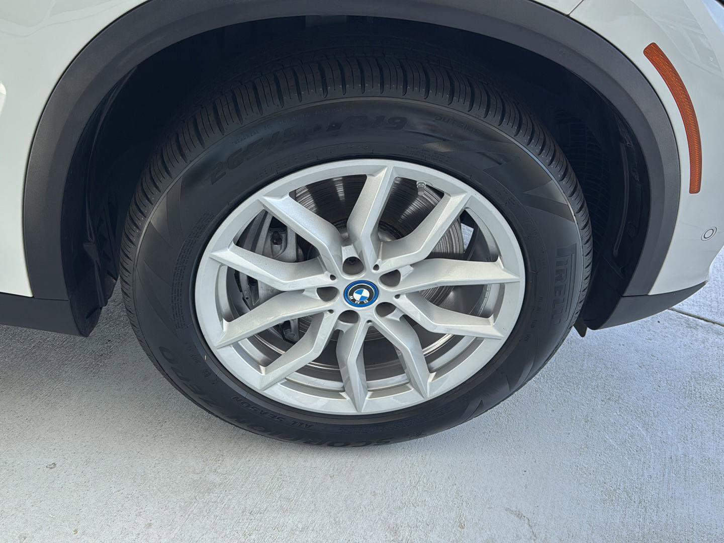 Certified 2023 BMW X5 xDrive45e w/ Parking Assistance Package image 35