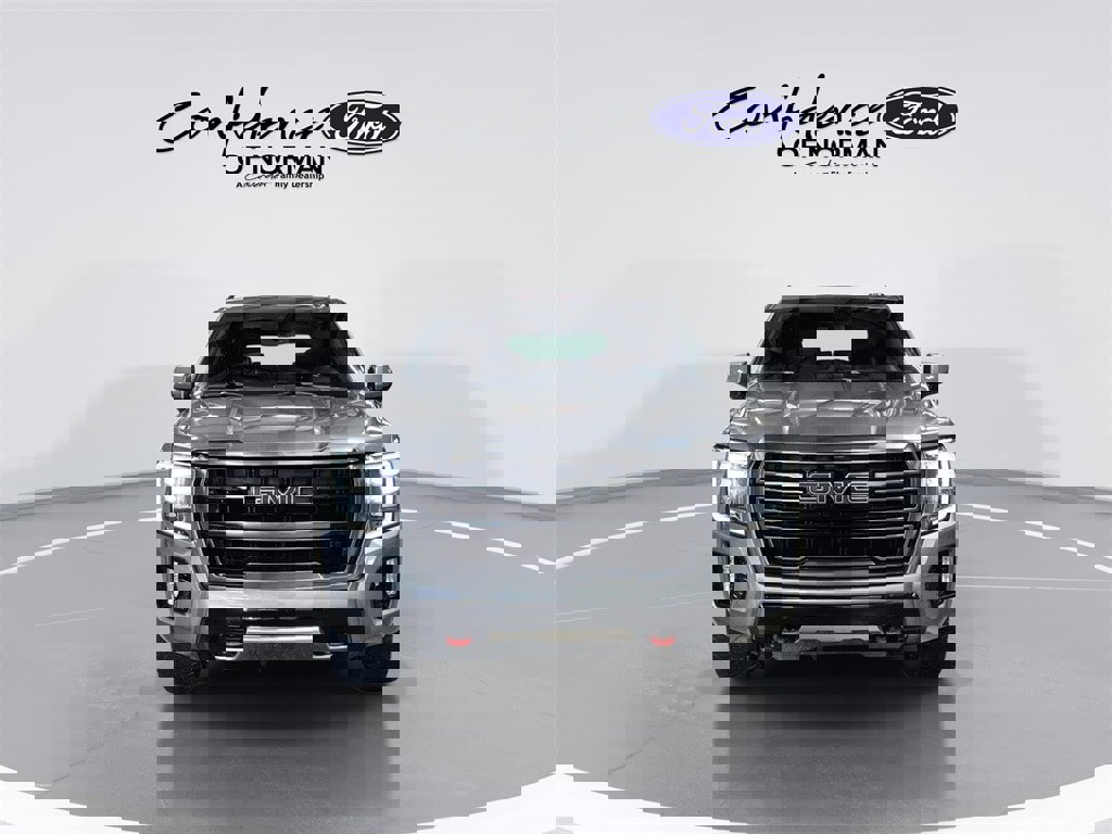 Used 2022 GMC Yukon XL AT4 image 2